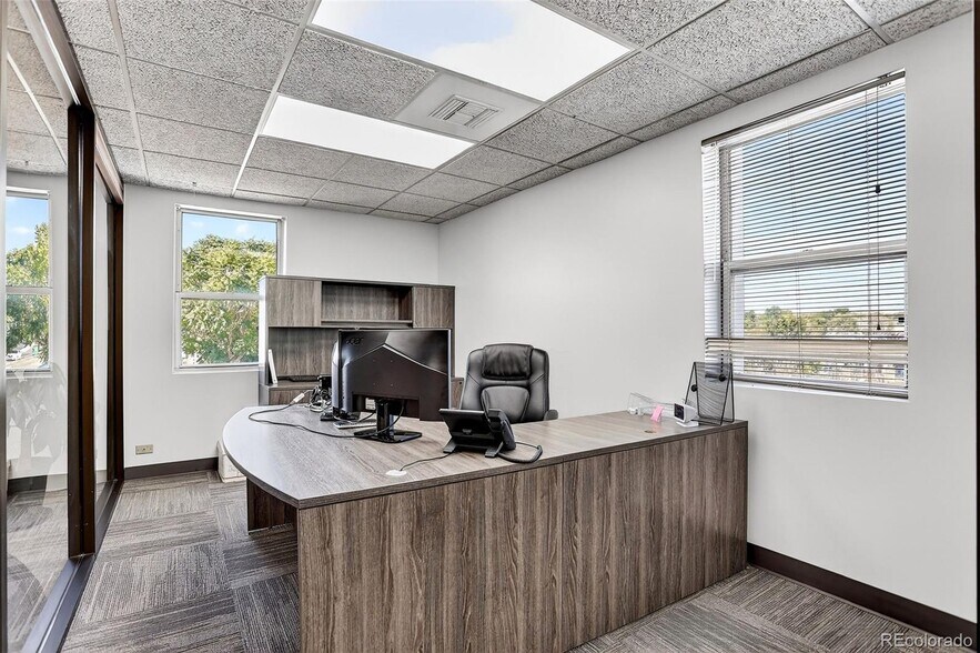 More Photos Of 2700 S Shoshone St, Englewood Light Distribution For Sale