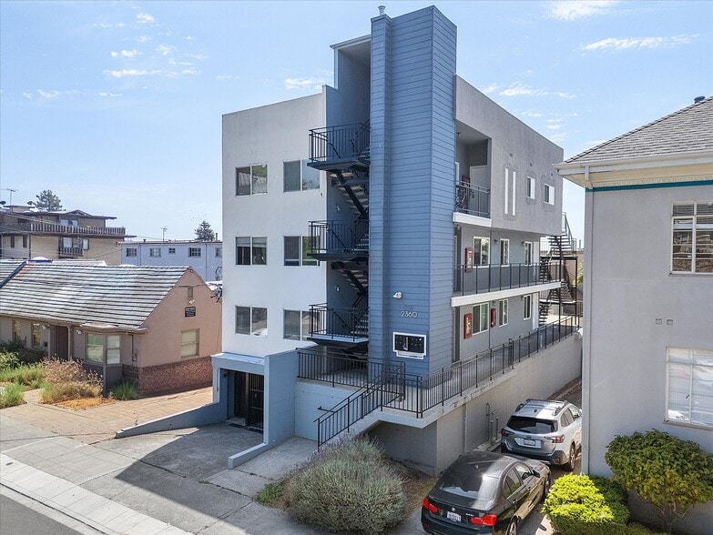 Primary Photo Of 2360 Ellsworth St, Berkeley Apartments For Sale
