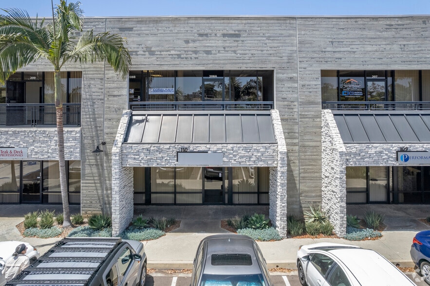 More Photos Of 5355 Avenida Encinas, Carlsbad Flex For Lease