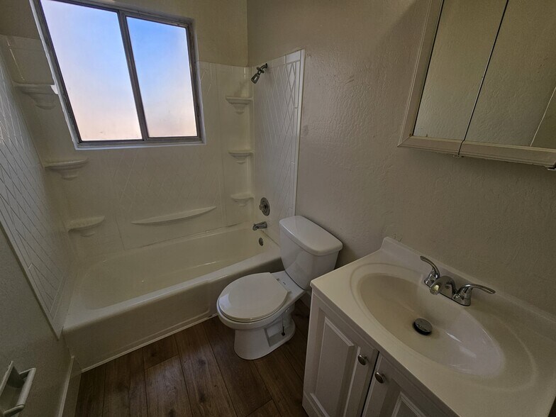 More Photos Of 1385 W 6th St, Reno Apartments For Sale