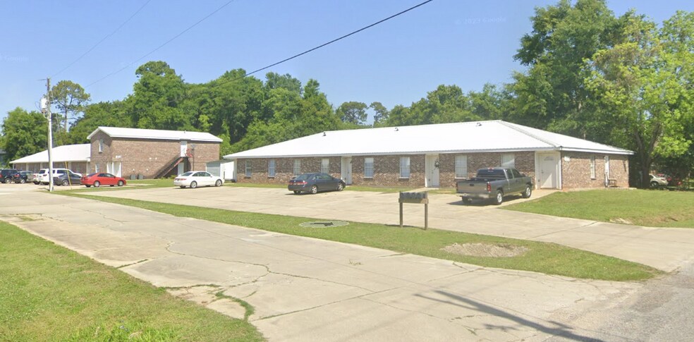 More Photos Of 753 Oakleigh Ave, Gulfport Apartments For Sale