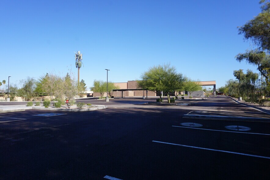 More Photos Of 7529 E Broadway Rd, Mesa Medical For Sale