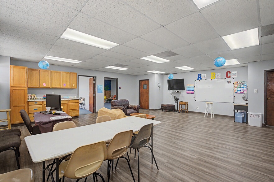 More Photos Of 2111 Skyline Dr, Mesquite Religious Facility For Sale