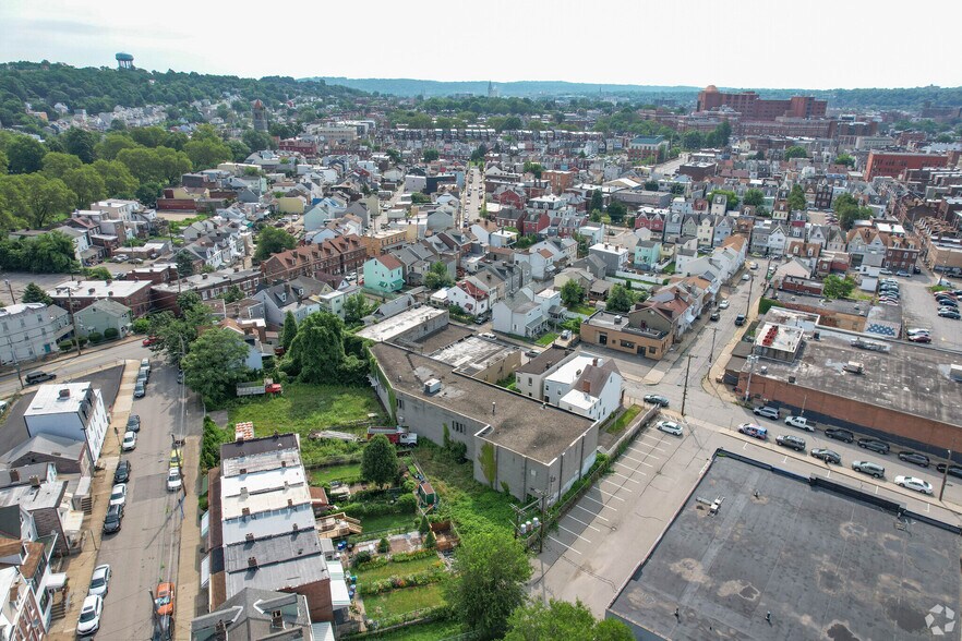 Primary Photo Of 4433 Howley St, Pittsburgh Flex For Sale