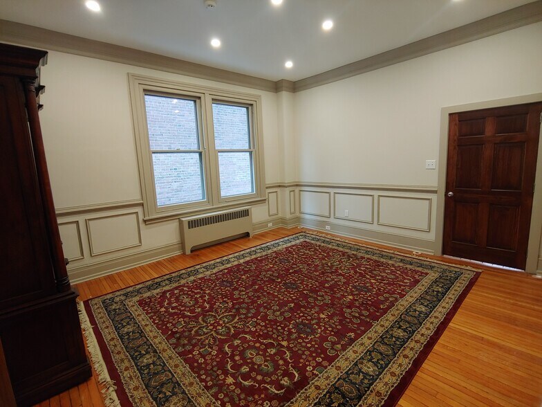 More Photos Of 68 E Court St, Doylestown Office For Sale