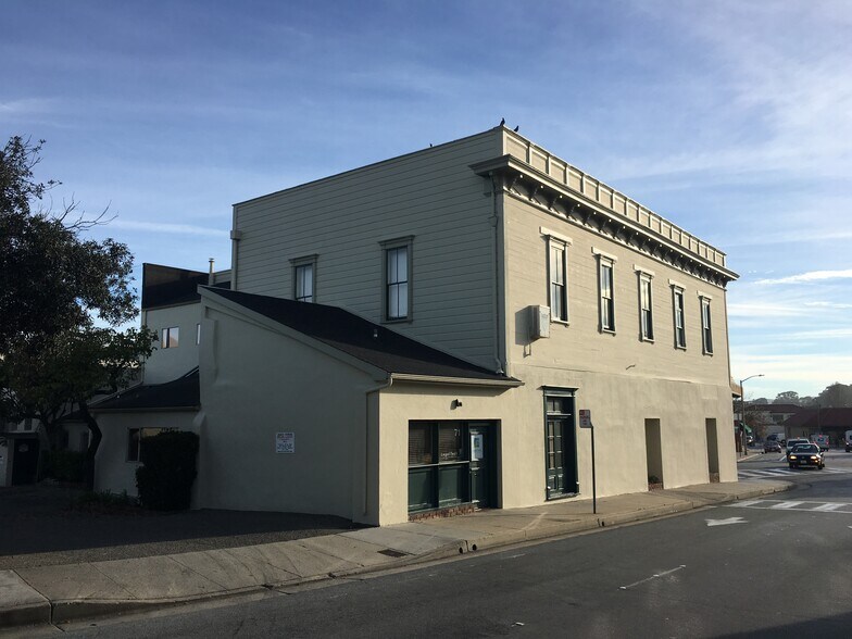 More Photos Of 486 Alvarado St, Monterey Storefront Retail Office For Lease