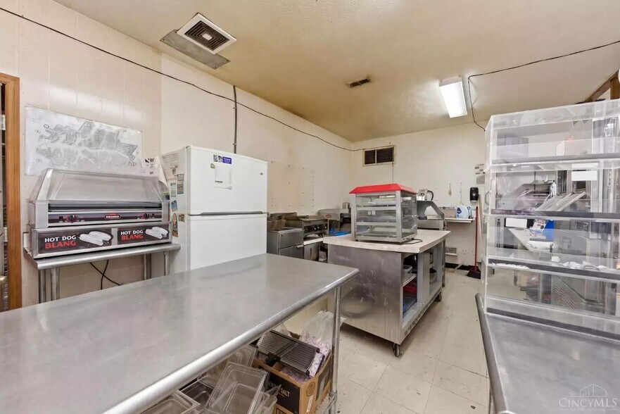 More Photos Of 7532 Ashridge Arnheim Rd, Sardinia Convenience Store For Sale
