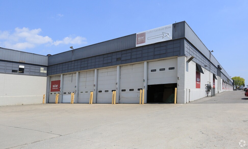 More Photos Of 274 Mackenzie Ave, Ajax Warehouse For Lease