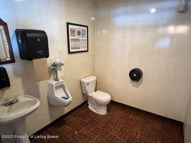 More Photos Of 22 Main St W, Dunn Center Restaurant For Sale