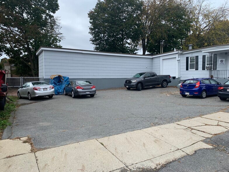 More Photos Of 22 Laurel St, Leominster Warehouse For Sale