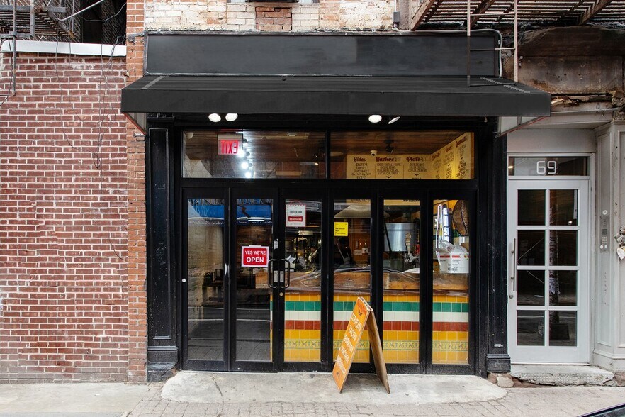 Primary Photo Of 69 Clinton St, New York Apartments For Lease