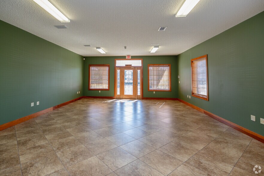 More Photos Of 450107-450115 State Road 200, Callahan Office For Sale