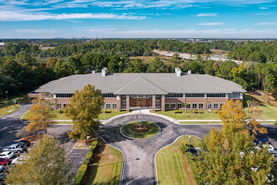 More Photos Of 146 Fairchild St, Charleston Office For Lease