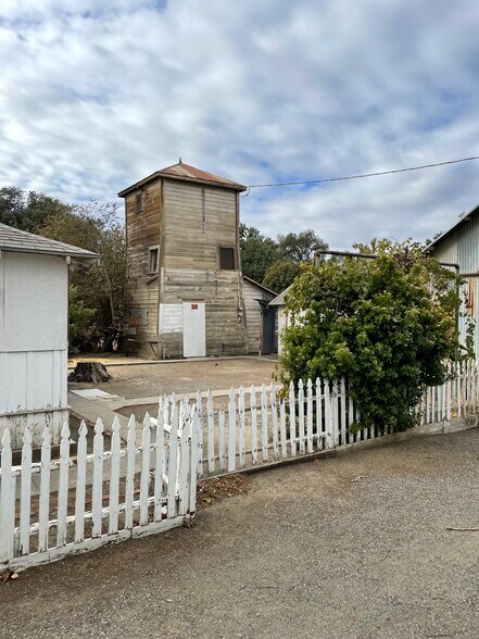 More Photos Of 534 Johnston St, Woodland Land For Sale