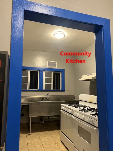 More Photos Of 717 Columbia Ave, Los Angeles Apartments For Sale