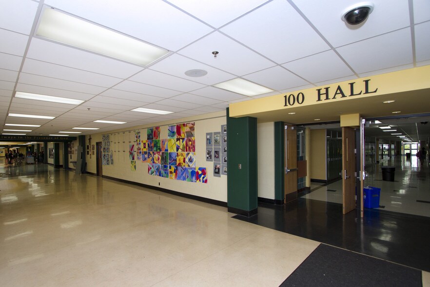 More Photos Of 9001 James A Reed Rd, Kansas City Schools For Sale