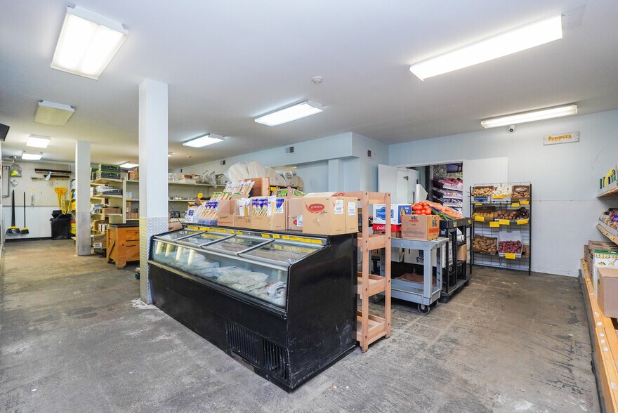 More Photos Of 1116-1120 Targee St, Staten Island Freestanding For Sale