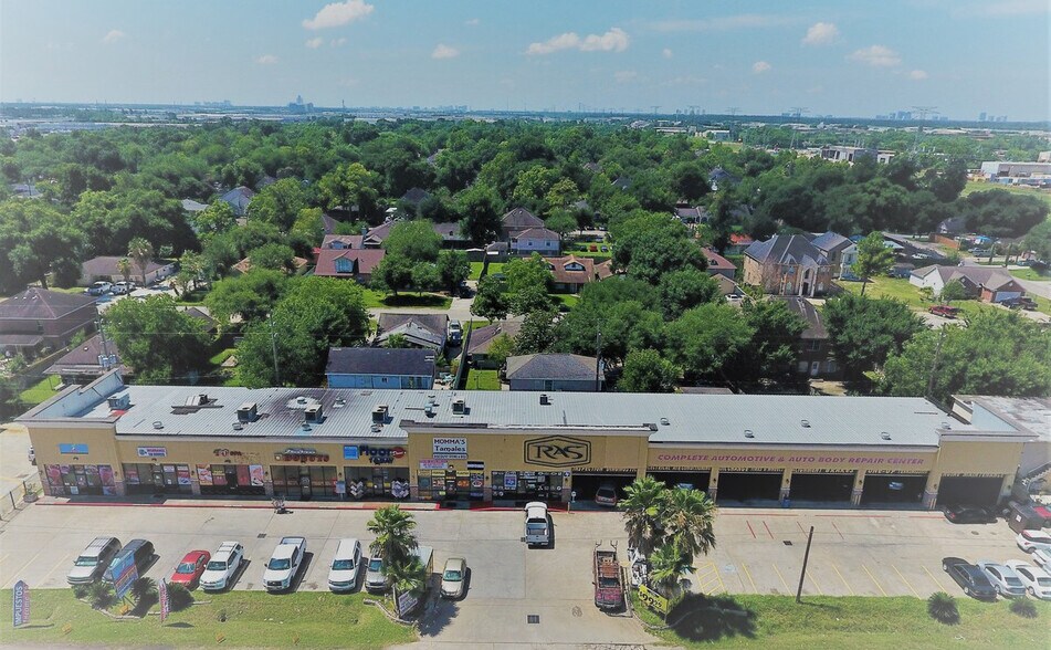 More Photos Of 11131 W Little York Rd, Houston Unknown For Lease