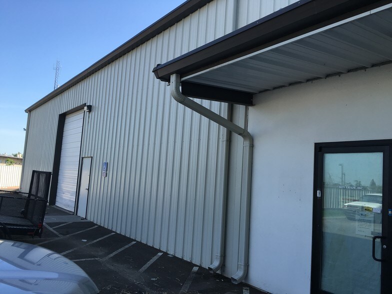 More Photos Of 7509 Reese Rd, Sacramento Manufacturing For Lease
