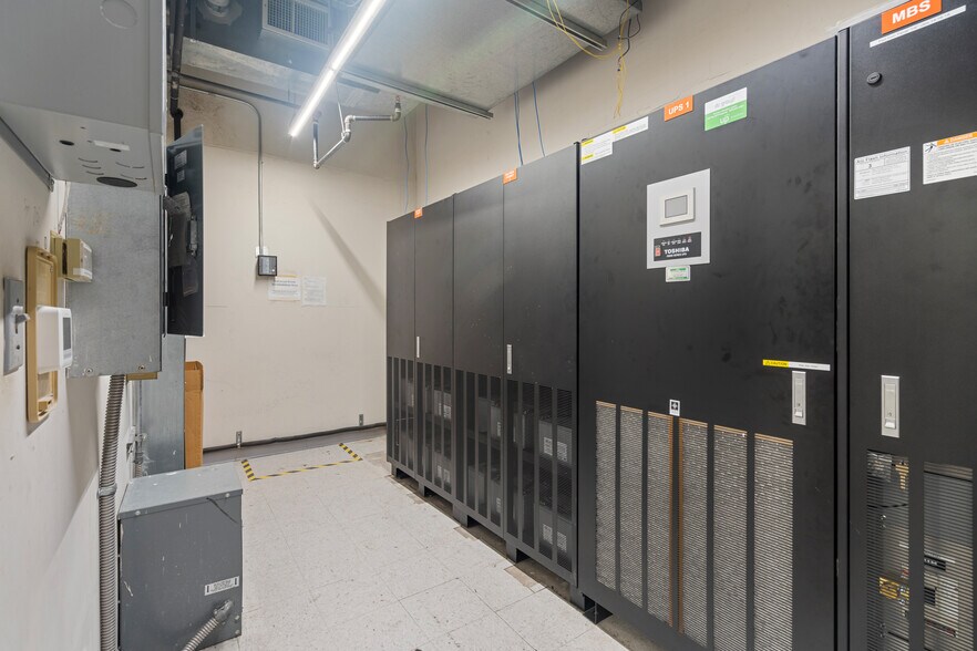 More Photos Of 5225 Tech Data Dr, Clearwater Office For Lease