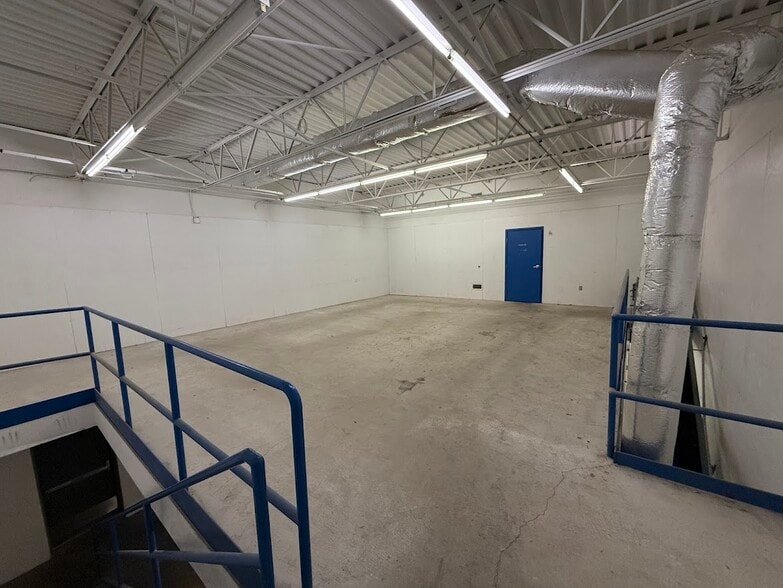 More Photos Of 2616 Brewerton Rd, Mattydale Drugstore For Lease