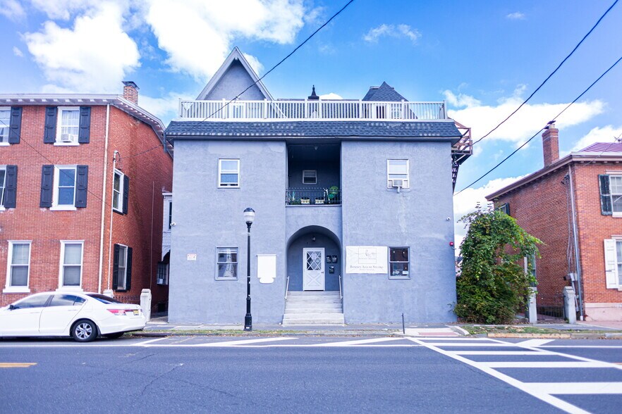 More Photos Of 215 High St, Mount Holly Office Residential For Lease