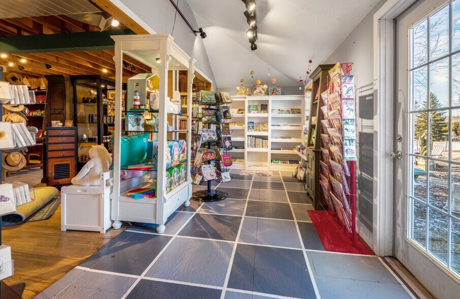 More Photos Of 10440 Water Street, Ephraim General Retail For Sale
