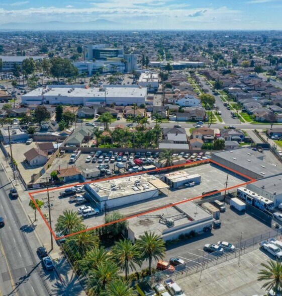 More Photos Of 9162 Rosecrans Ave, Bellflower Storefront For Sale