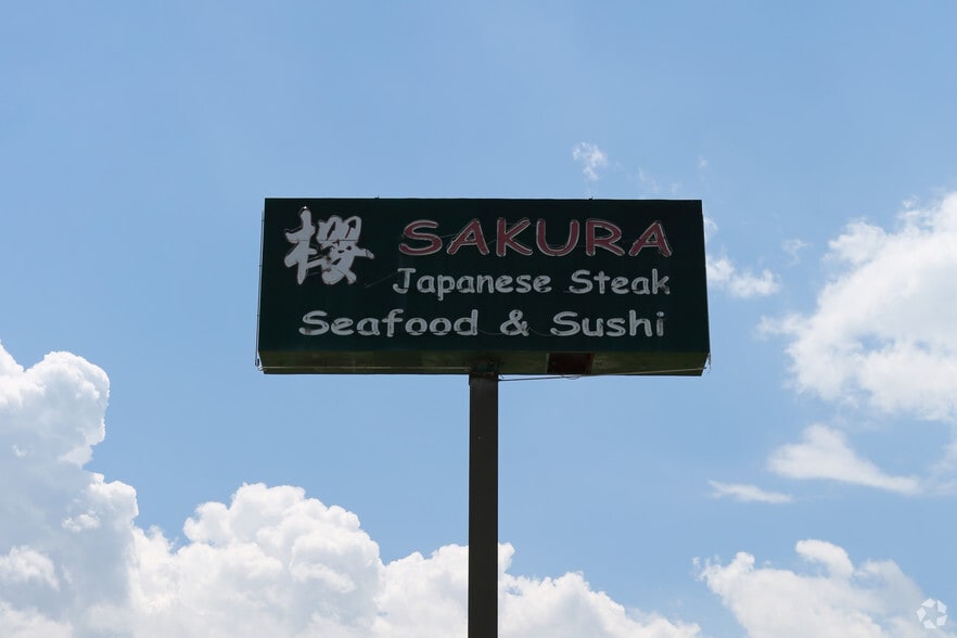 More Photos Of 3451 Lebanon Pike, Hermitage Restaurant For Lease