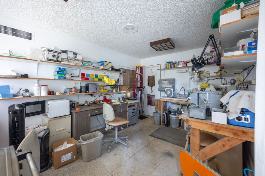 More Photos Of 667-669 Crespi Dr, Pacifica Medical For Sale