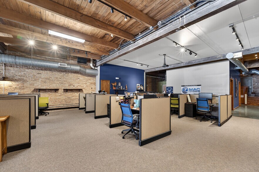 More Photos Of 510 College Ave, Racine Storefront Retail Office For Sale