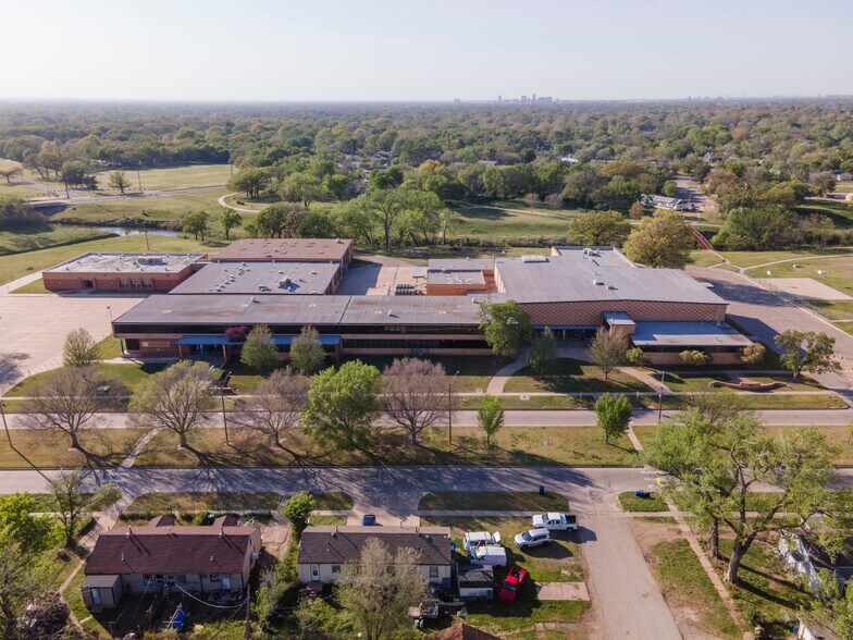 More Photos Of 3550 E Ross Pky, Wichita Specialty For Sale