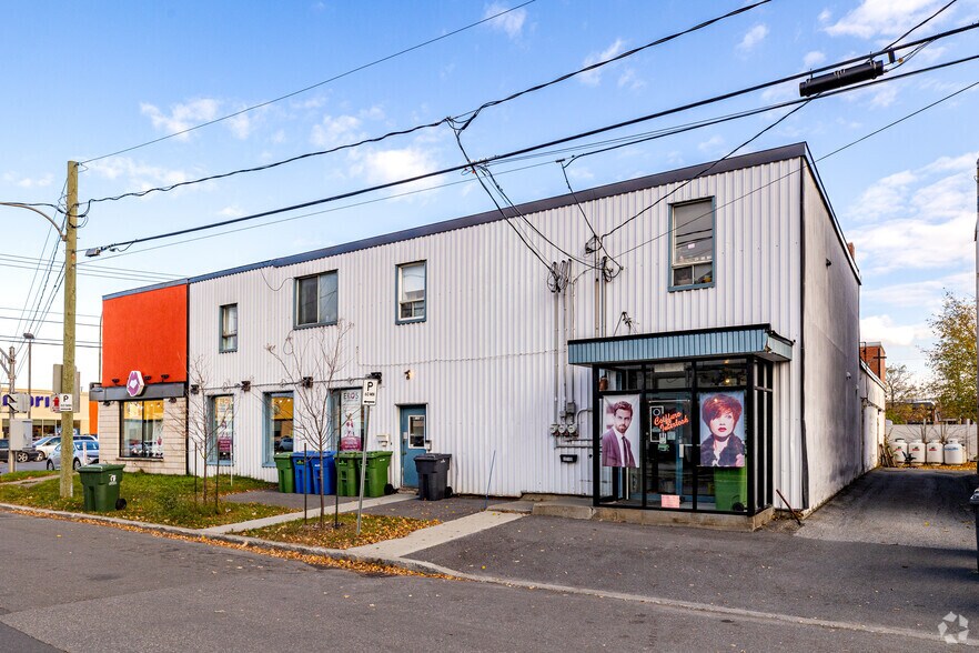 More Photos Of 1369-1385 Boul Choquette, Saint-hyacinthe Storefront Retail Office For Lease