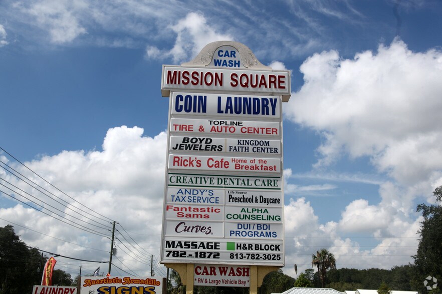 More Photos Of 5016-5060 Mission Square Ln, Zephyrhills Unknown For Lease