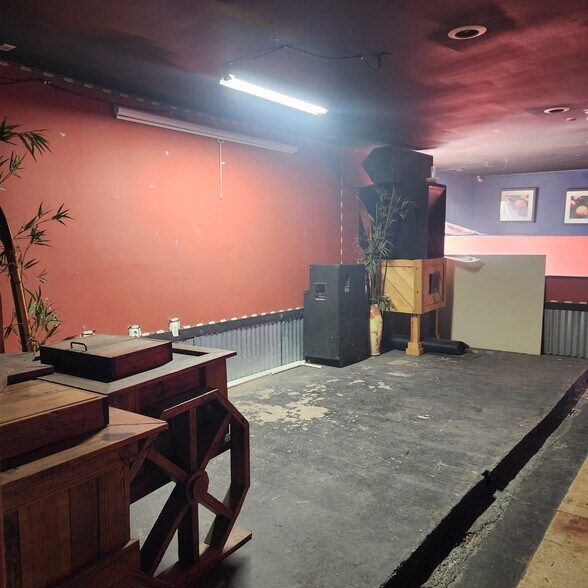 More Photos Of 12774 Market Street Rd, Houston General Retail For Sale