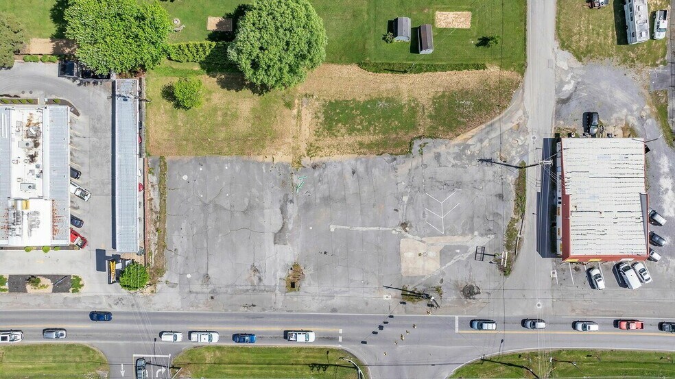 More Photos Of 1206 E Main St, Rogersville Land For Sale