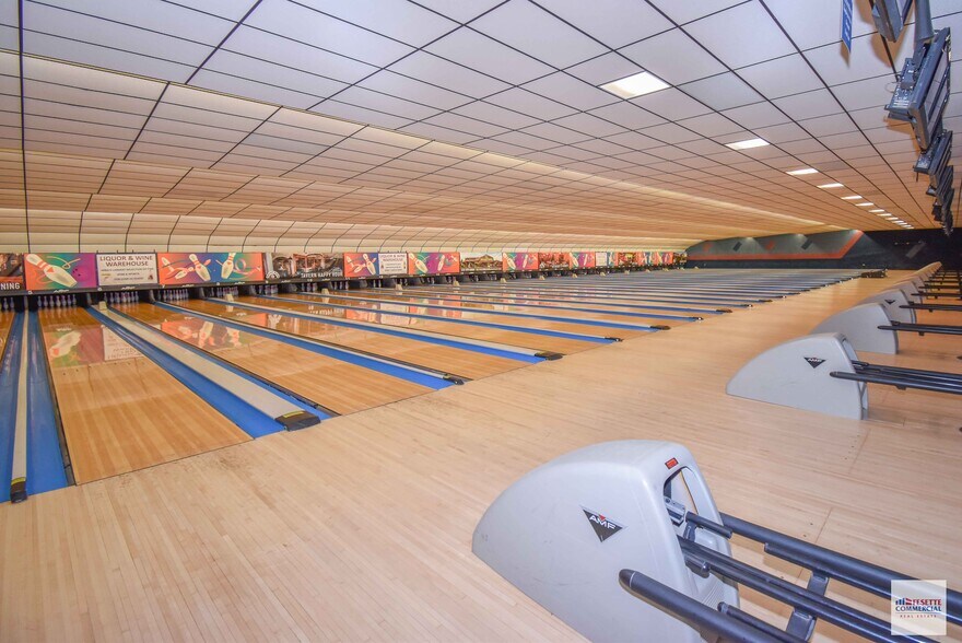 More Photos Of 28 N Bowl Ln, Plattsburgh Sports And Entertainment For Sale