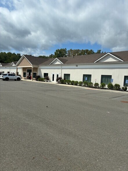Primary Photo Of 153 Temple Hill Rd, New Windsor Township Flex For Lease