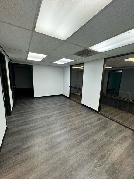 More Photos Of 1245 Hurstview Dr, Hurst Office For Lease