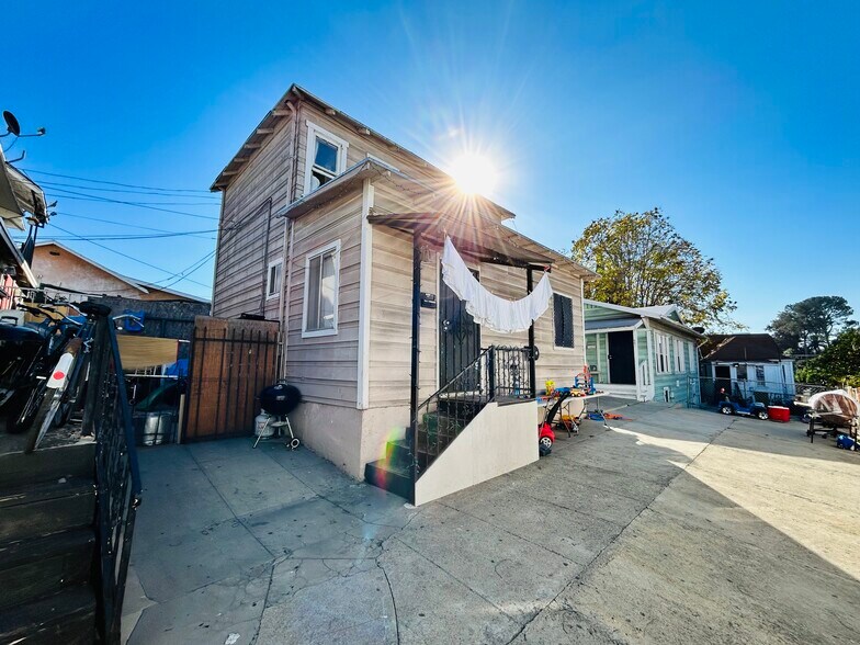 More Photos Of , Los Angeles Specialty For Sale