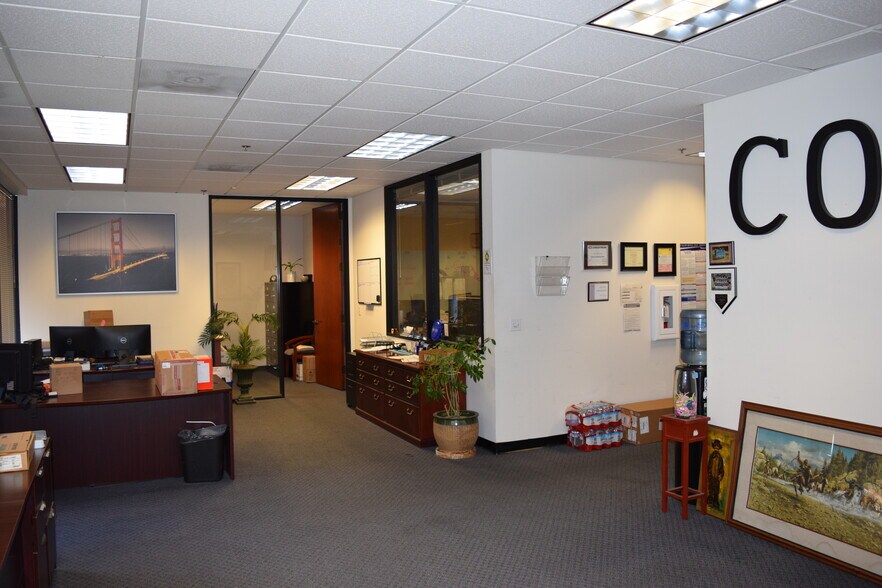 More Photos Of 1370 Redwood Way, Petaluma Office For Sale