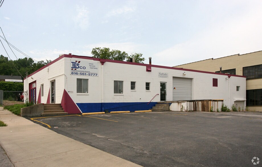 More Photos Of 3128 Bell St, Kansas City Warehouse For Lease