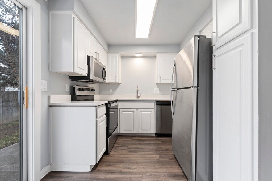 More Photos Of 2901 Robert Ln, Boise Apartments For Sale