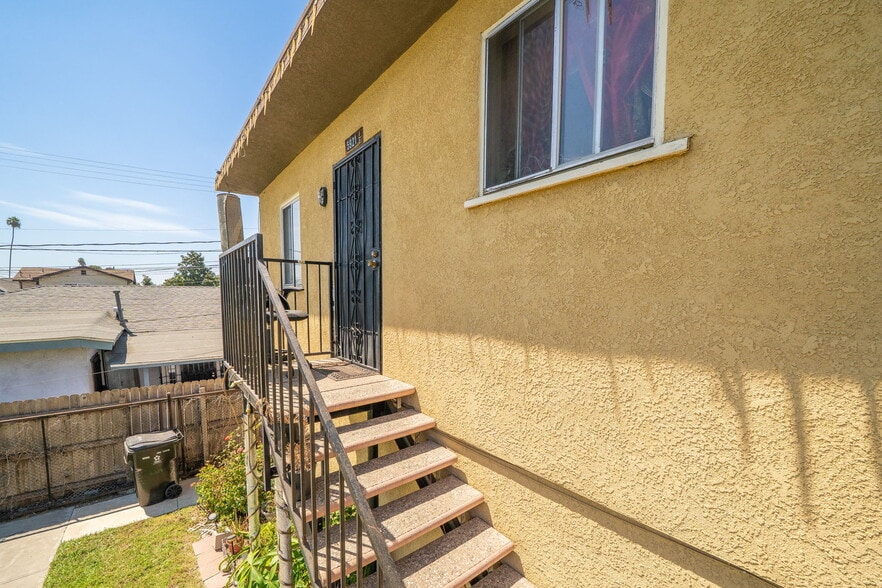 More Photos Of 5917 Converse Ave, Los Angeles Multifamily For Sale