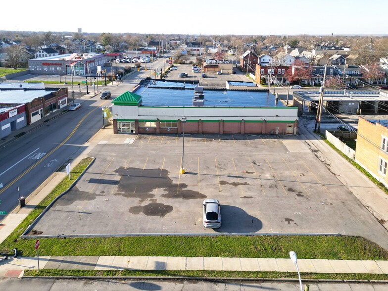 More Photos Of 1351 S Parsons Ave, Columbus General Retail For Sale