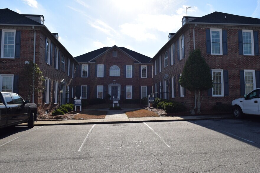 More Photos Of 596 Executive Pl, Fayetteville Office For Sale