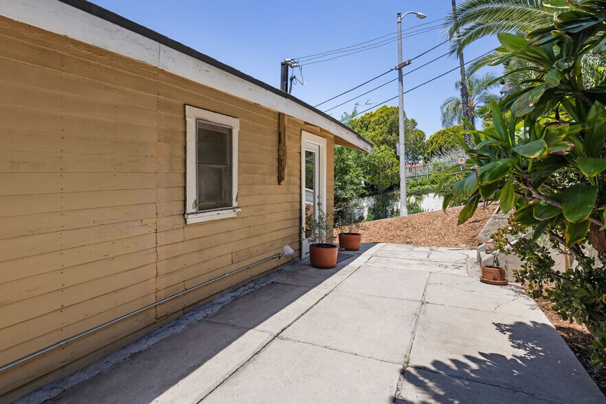 More Photos Of 3010 Minnesota St, Los Angeles Apartments For Sale