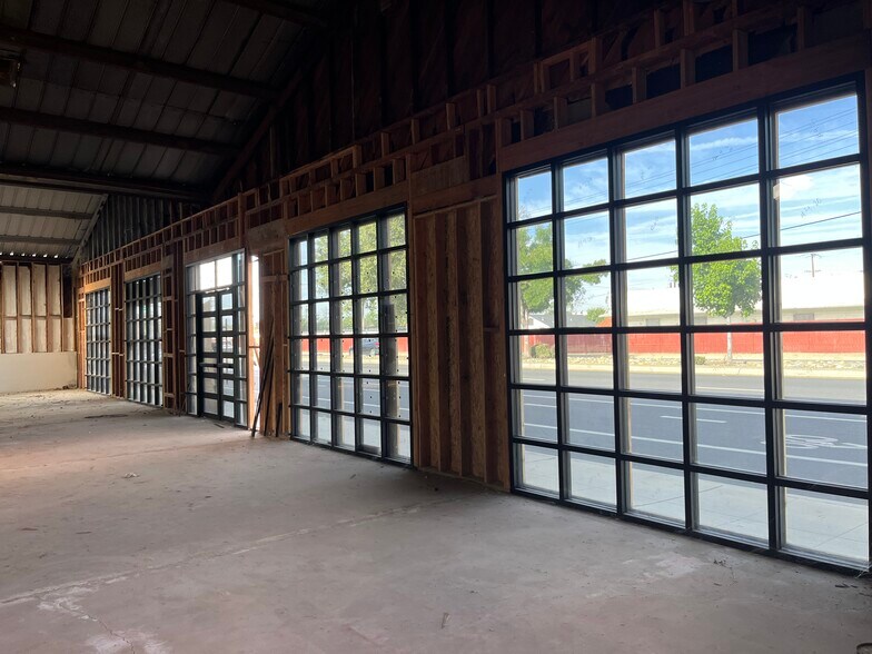 More Photos Of 2930 Union Ave, Bakersfield Warehouse For Sale