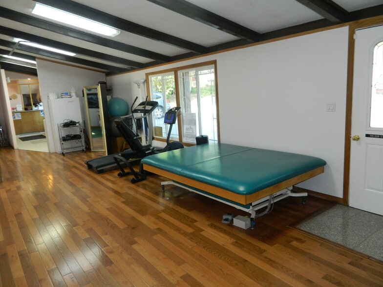 More Photos Of 2345 Biehn St, Klamath Falls Healthcare For Sale