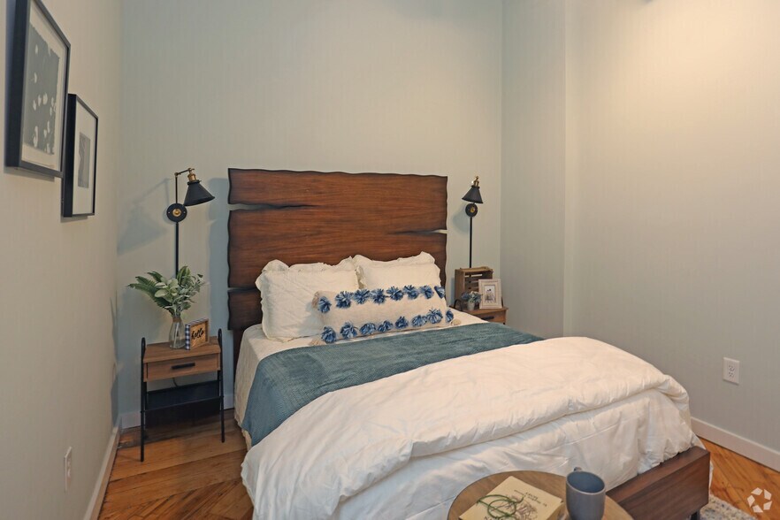 More Photos Of 116 E Main St, Haw River Apartments For Lease